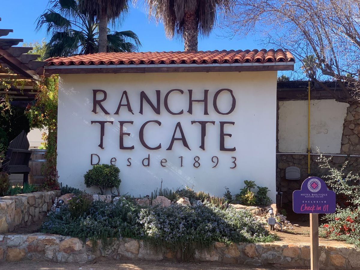 Precio de remate! Tu terreno de 450 m2 en Rancho Tecate !