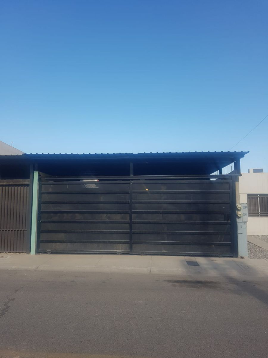 Casa acogedora en venta dentro de Pacifica Residencial