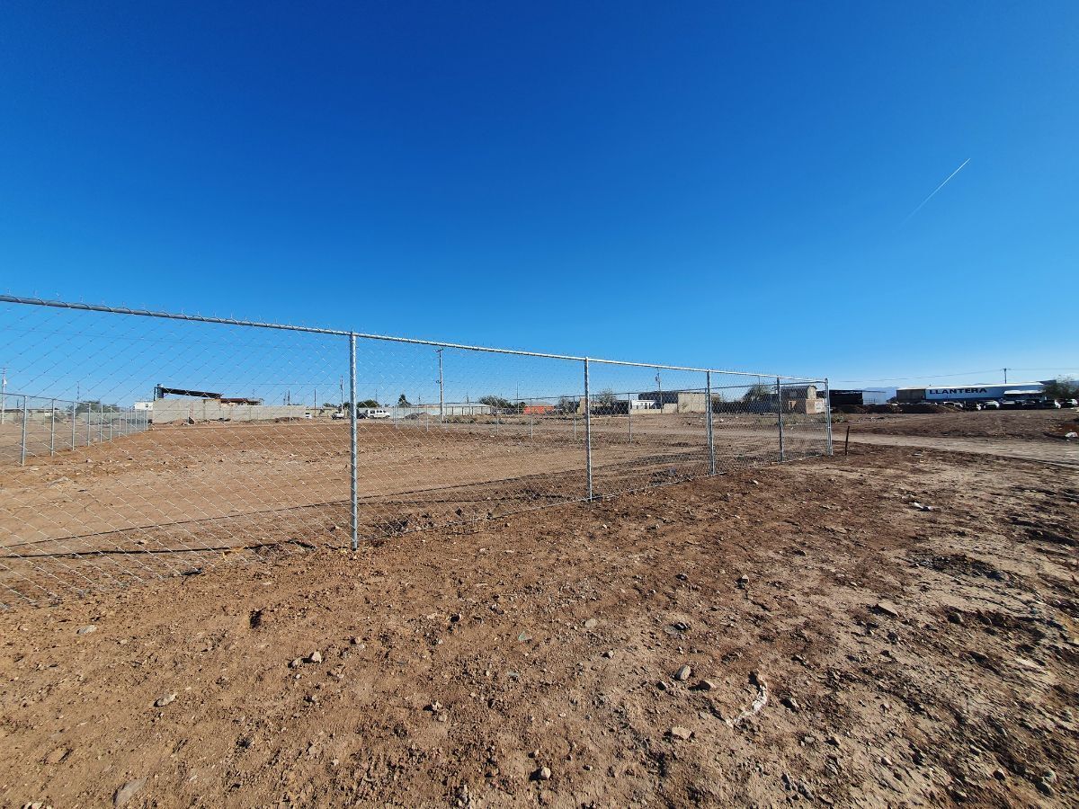 Se vende terreno en Gomez Morin, Mexicali !