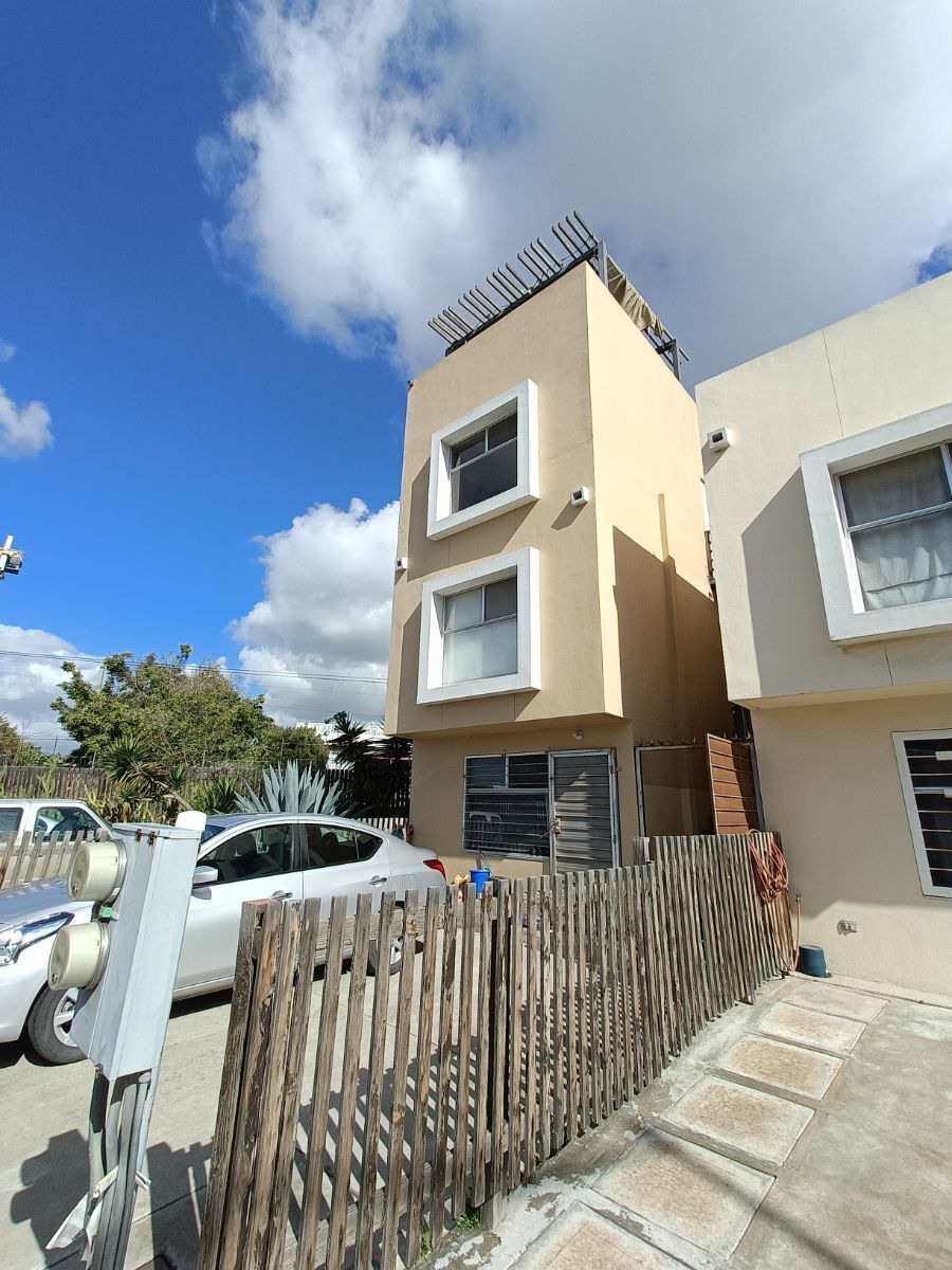 Se renta estudio en Buenaventura, frente a Xochicalco Universidad!