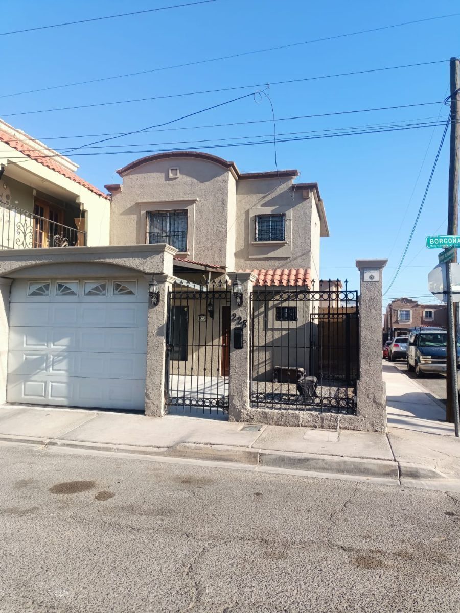 Hermosa Casa en Villa del Rey: ¡Tu Nuevo Hogar Espera!