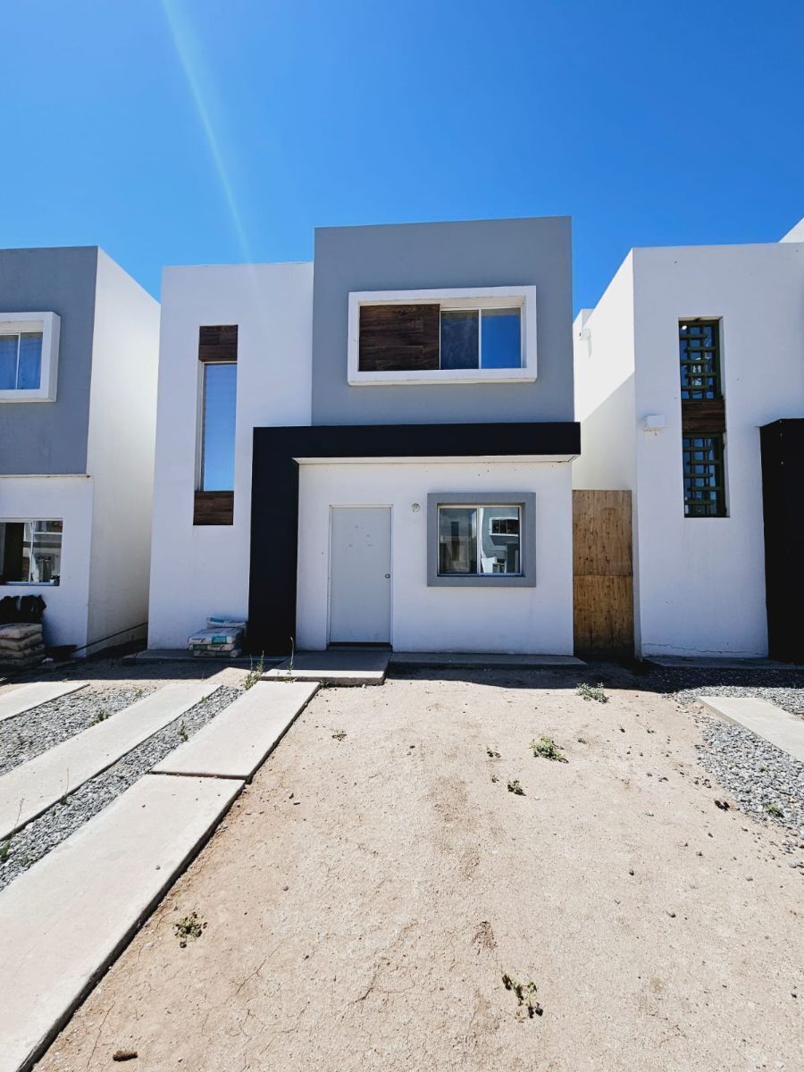 ¡Confort y Seguridad en Calanda! Casa en Venta