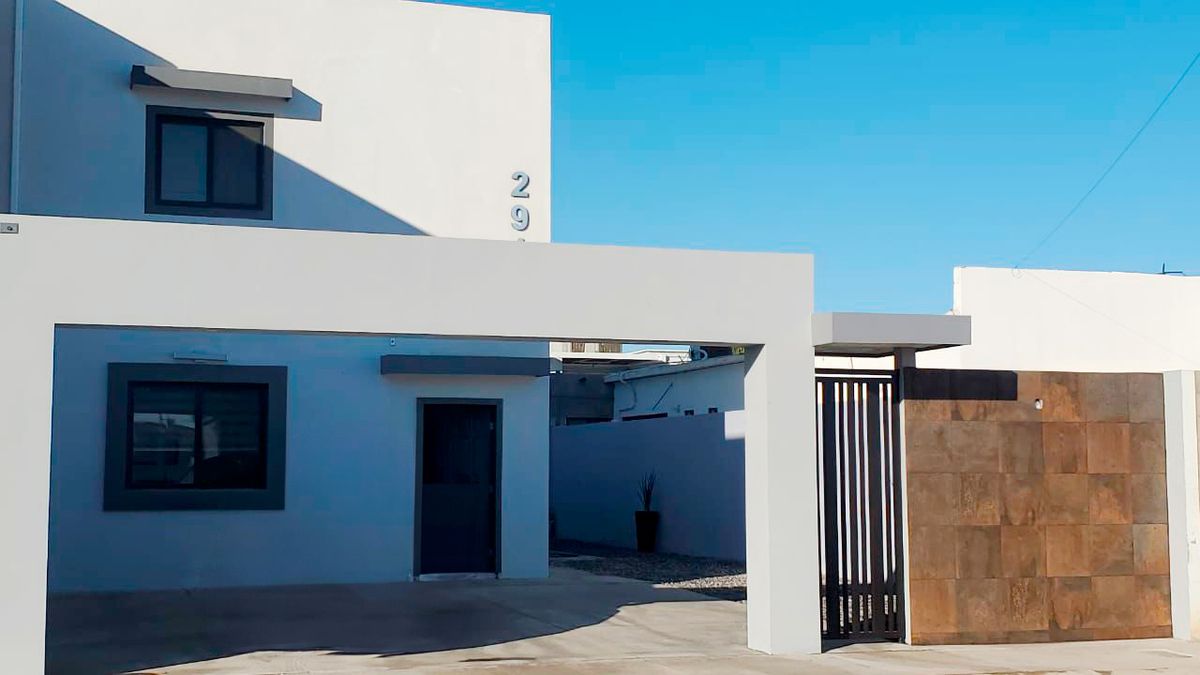 ¡En renta amplia Casa en Villas San Ángel con Excelente Ubicación y Comodidades!