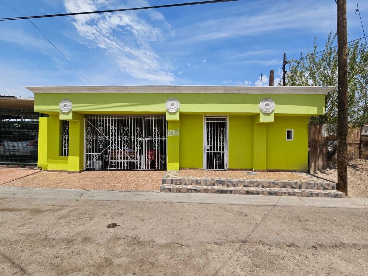 ¡Cómoda Casa de 4 Recámaras en Valle de Álamo, Cerca de Todo lo que Necesitas!