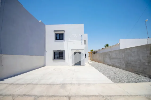 ¡En renta amplia Casa en Villas San Ángel con Excelente Ubicación y Comodidades!