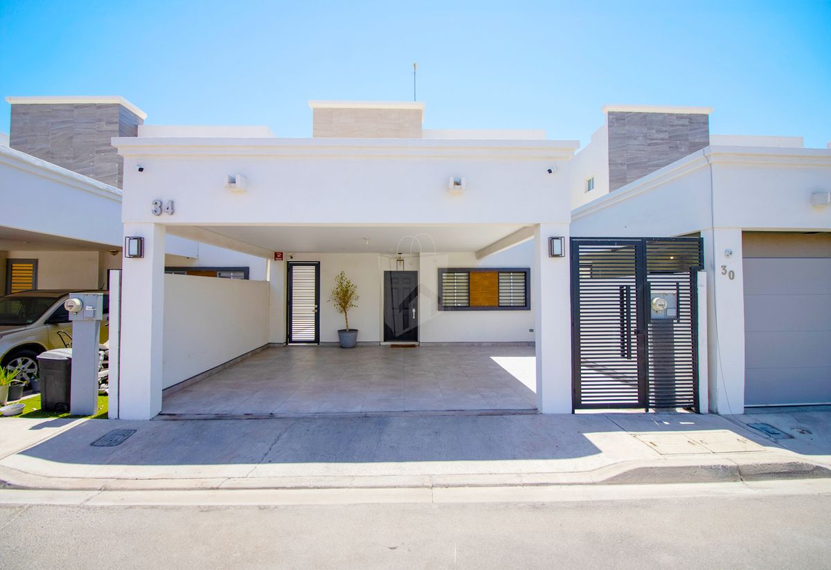 Casa en venta – Residencial Los Ángeles – Acceso por Periférico