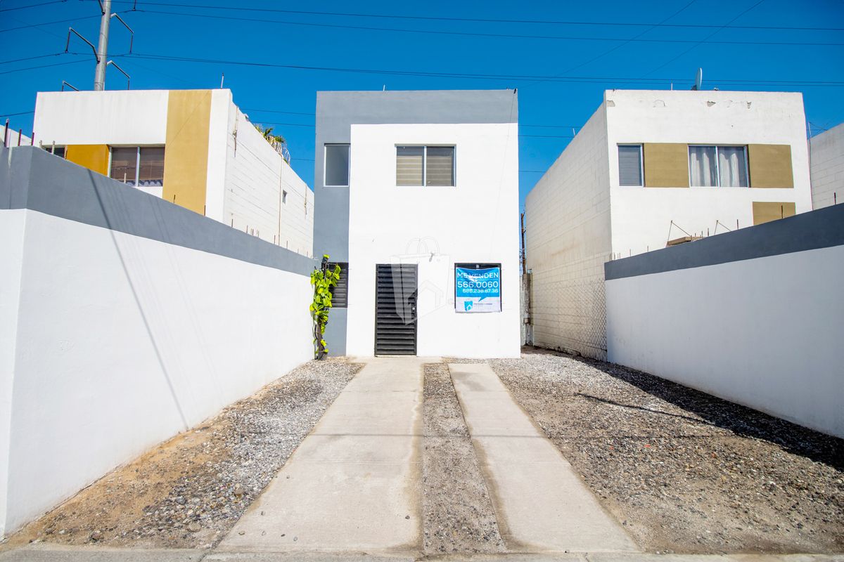Casa en venta en Residencial Barcelona – Privada Dalí