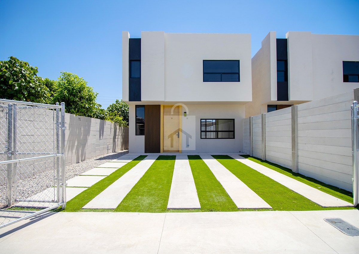 ¡Súper oportunidad en Col. Nacozari ! | Casa en venta