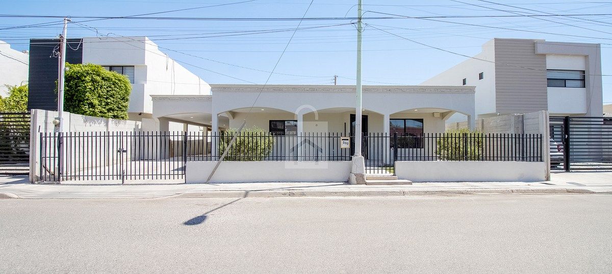 ¡Preciosa casa en renta ubicada en Col. Roma!