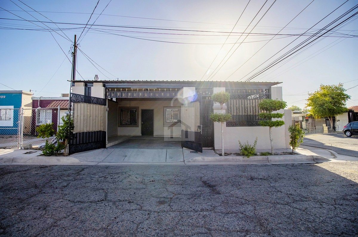 ¡Vive en Villas Lomas Altas 3era Etapa! | Casa en venta