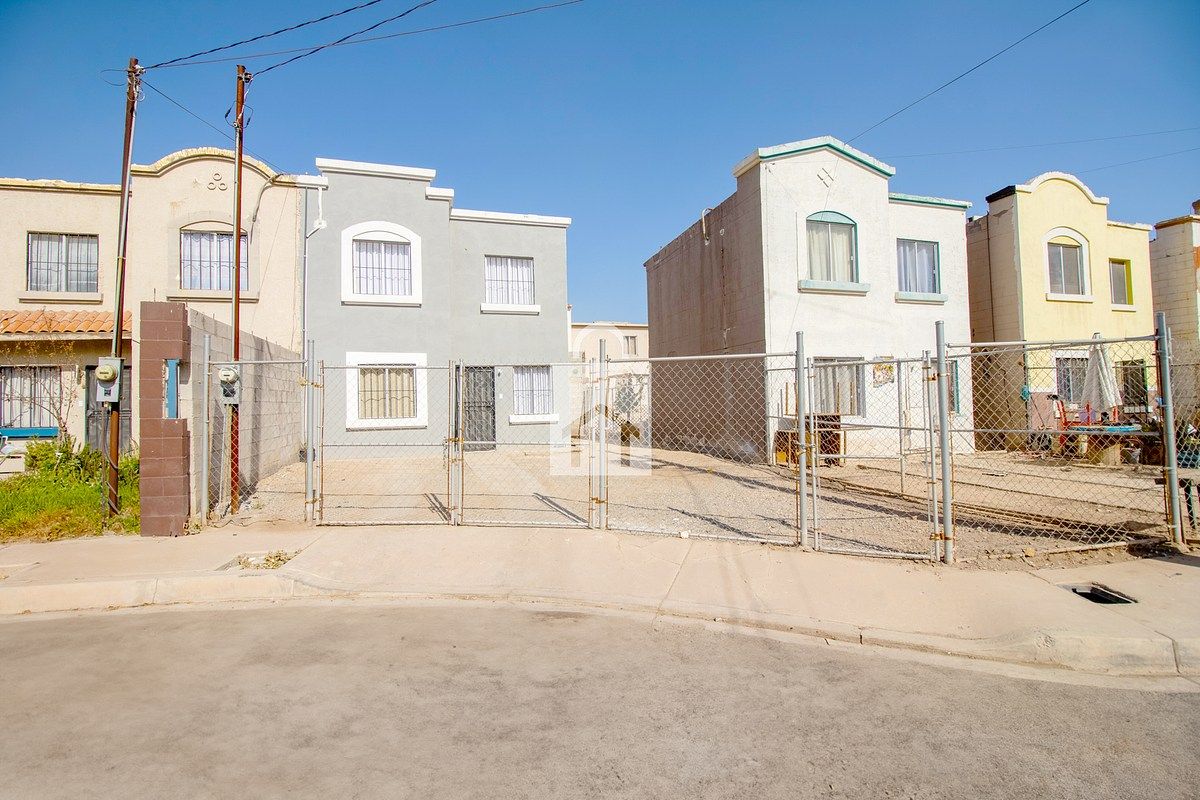 Tu nuevo hogar en Villa Lomas Altas | Casa en renta